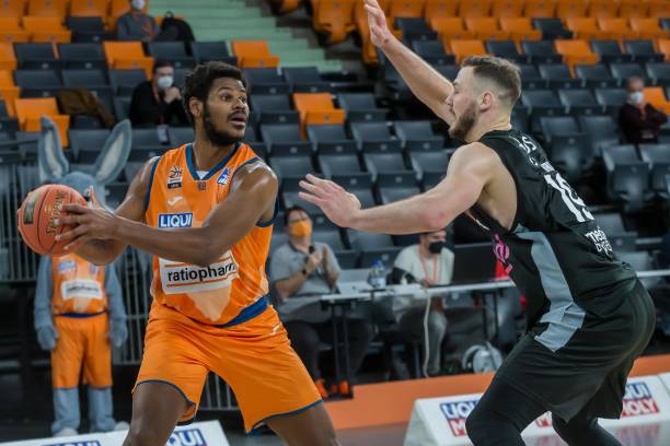 严防之下频 严防之下频